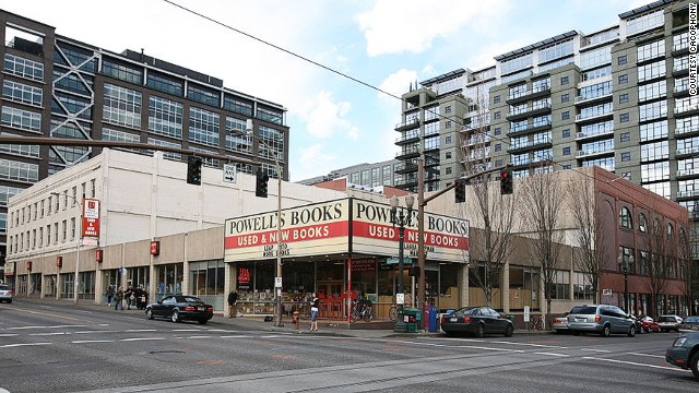 The world's largest used and new bookstore Powell's City of Books takes up a full city block in Portland, Oregon.