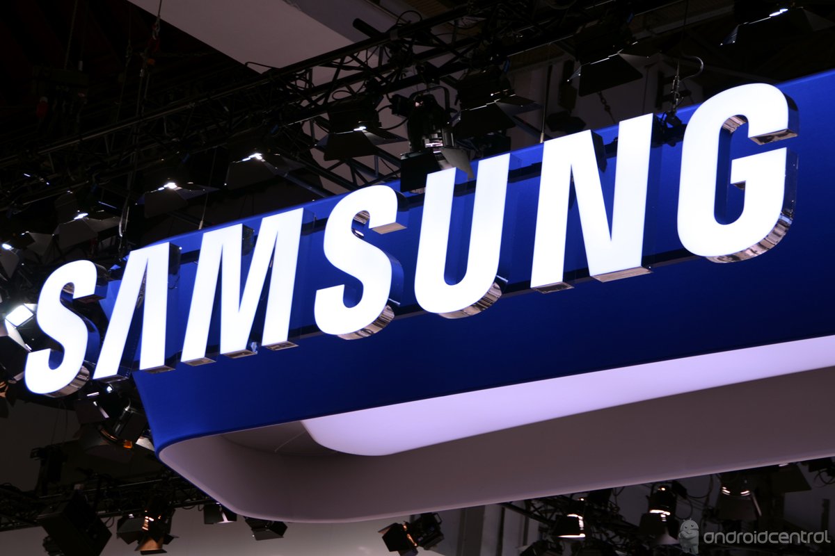 Samsung mobile chief to keep job amid declining smartphone sales