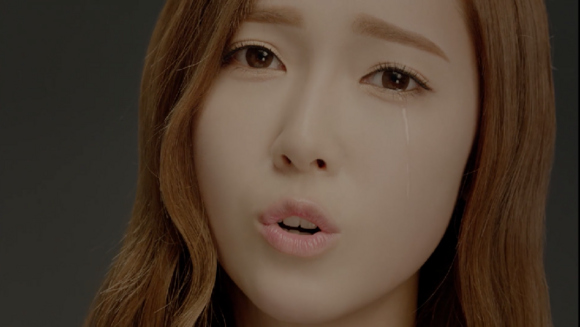 ジェシカ涙の理由は…少女時代の新曲「DIVINE」MVが涙なしで見られないと話題