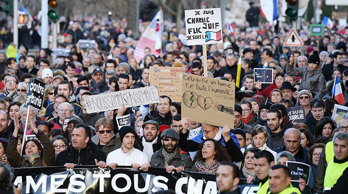 #JeSuisCharlie: Марш Мира в 25 фотографиях