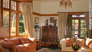 Cozy, 1920\'s-style rooms overlook Lake Timara, the Richmond Range mountains and a 25-acre garden.