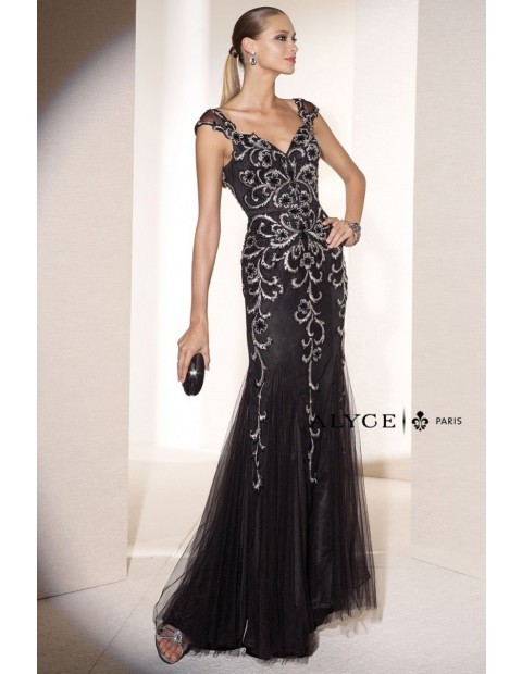 hotpromdresses:Hot Prom DressesPopular Prom Dresses prom dress February 01, 2015 at 02:33AM