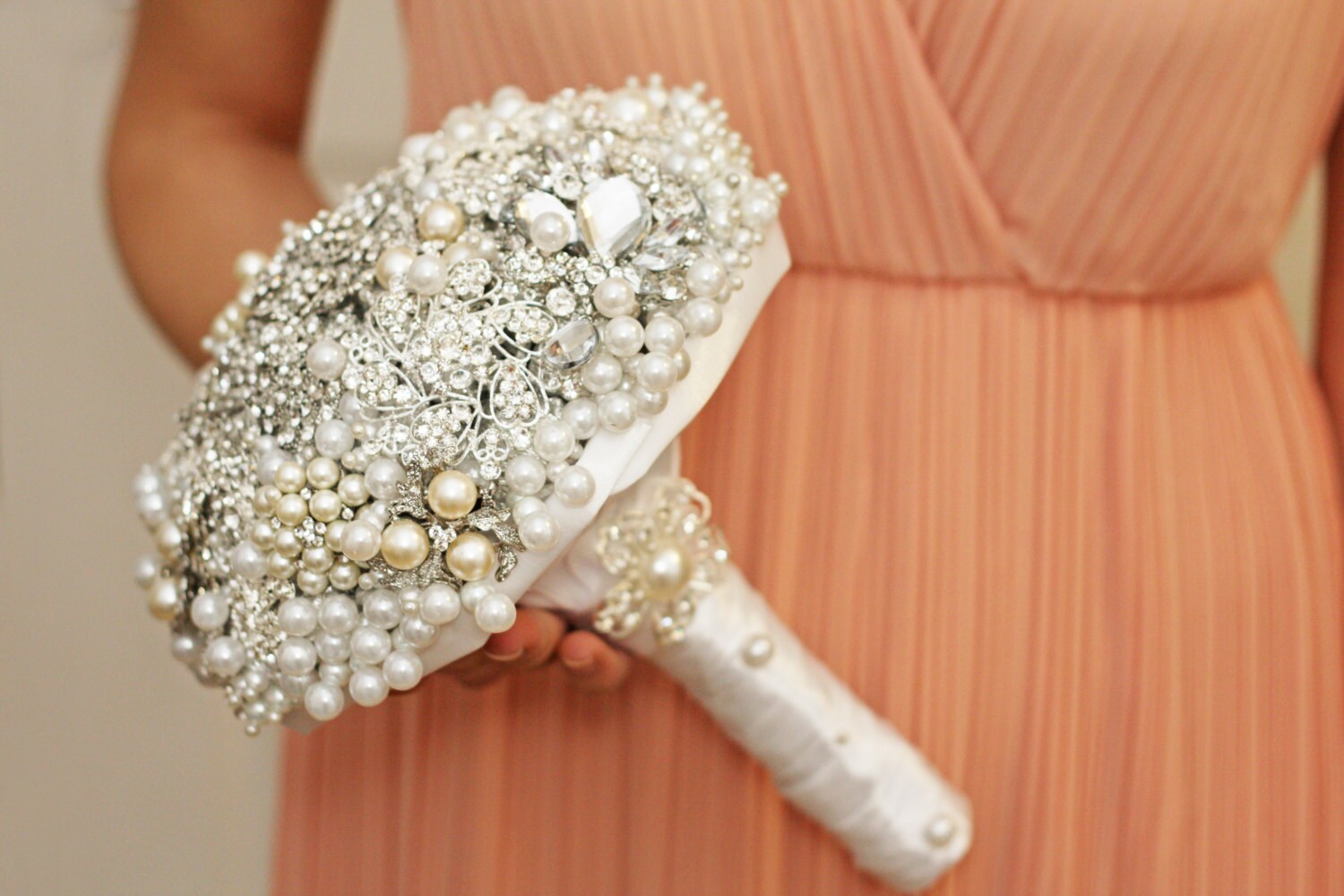 brooch bouquet, wedding bouquet, bridal bouquet, bridesmaids bouquets, wedding decor, brooch decor, brooch accessories, white wedding