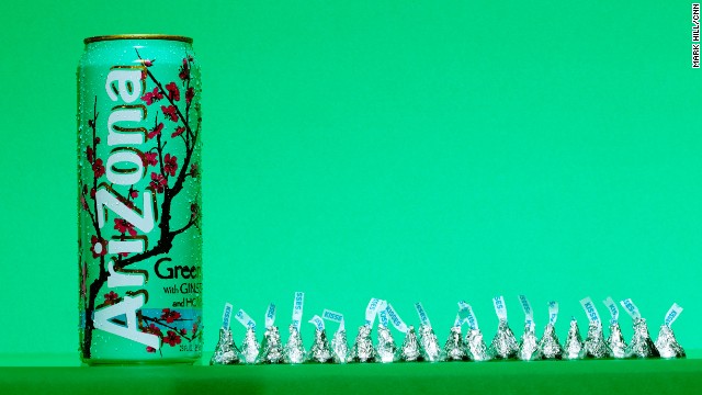 Tea: Arizona Green Tea with Ginseng & Honey. A 23-ounce can of Arizona Green Tea contains 51 grams of sugar, which is about the same as can be found in 20 Hershey's Kisses.