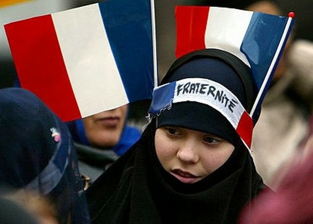 Selain jilbab, rok panjang sopan pun dilarang di sekolah Prancis