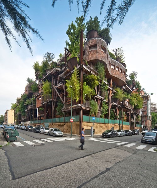 epic-win-pics-design-treehouse-apartment-italian