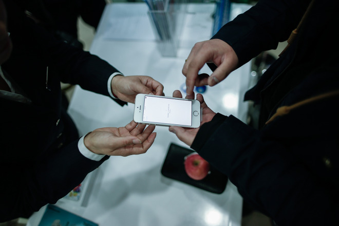 China Mobile kicks off iPhone bonanza