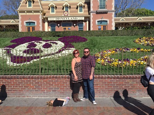 funny-parenting-apparently-disneyland-is-an-awful-place