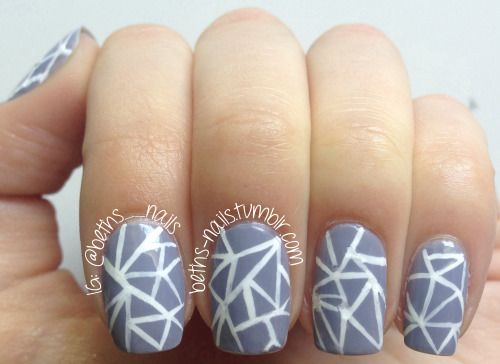 Some nails from the summer that I never posted. Gray geometric...