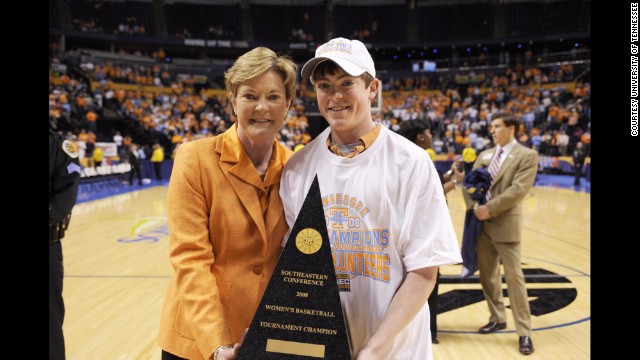 Pat Summitt was forced to retire at the end of the 2012 season after she was diagnosed with early onset Alzheimer's. She now lives through her son: "I love him unconditionally."