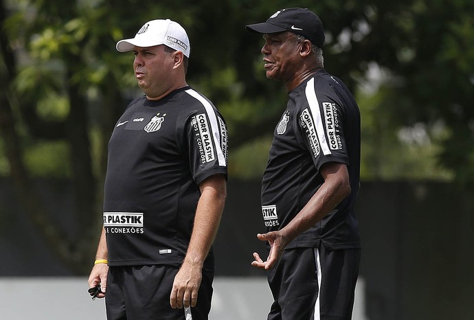 Marcelo Fernandes e Serginho Chulapa em treino do Santos (Foto: Ricardo Saibun / Divulgação SantosFC)