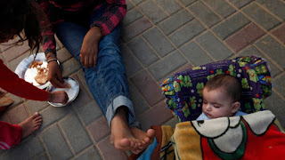 PBB menutup tempat penampungan bagi warga Palestina, meninggalkan ratusan orang tanpa tempat tinggal