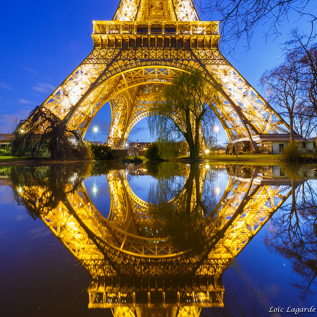 Pool Mirror on Eiffel Tower by night