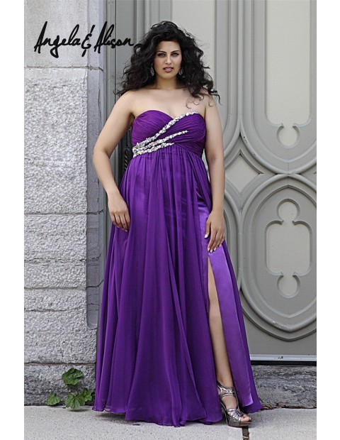 Hot Prom DressesDo Your GFs Know? prom dress January 24, 2015 at 10:12AM