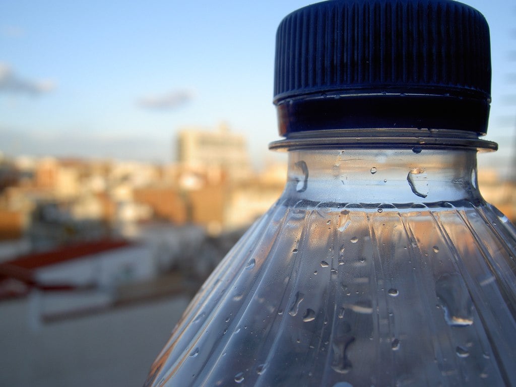 3 Alarming Facts You Need to Know Before Reusing Water Bottles