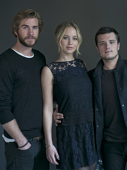 Jennifer Lawrence Did What Before Kissing Liam Hemsworth in Mockingjay?