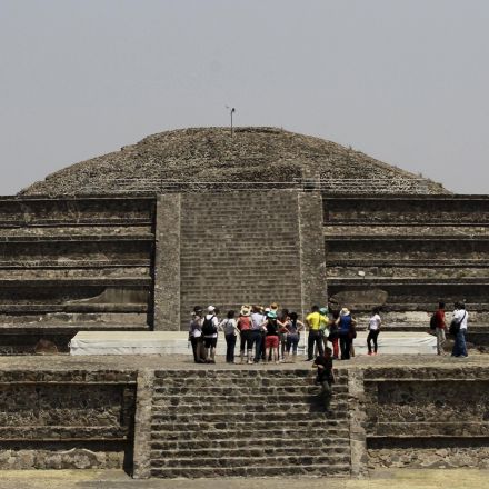 Liquid mercury found under Mexican pyramid could lead to king's tomb