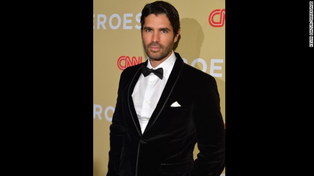 Mexican model, singer and actor Eduardo Verastegui on the "Heroes" red carpet. 