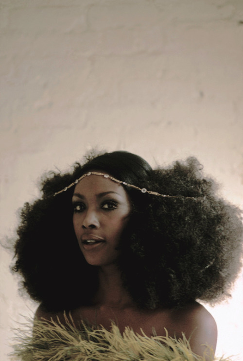 Model Arlene Hawkins photographed by Eve Arnold, Harlem, 1968