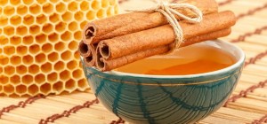العسل و القرفة