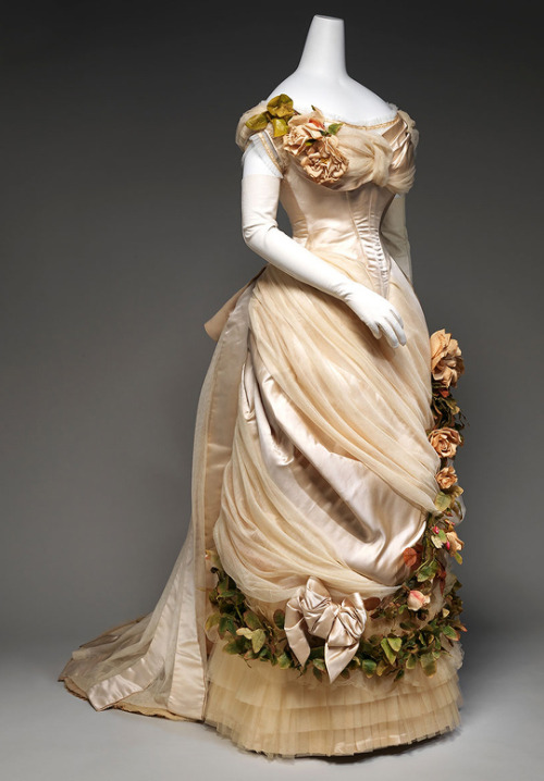 Evening dress by House of Worth c. 1882