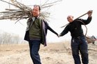 Blind Man and His Armless Best Friend Have Planted Over 10,000 Trees in China