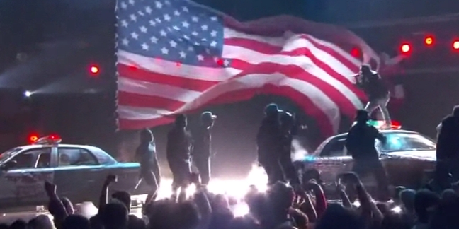 Kendrick Lamar Performs "Alright" at the BET Awards 