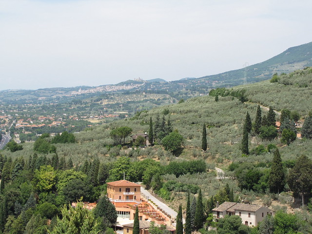 20110531_Spello_view_to_Assisi_003