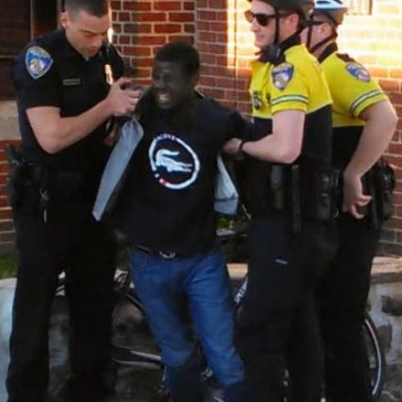 The 45-minute mystery of Freddie Gray's death