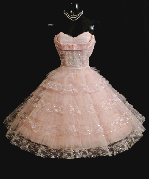1950s Strapless Metallic Pink Tulle Party Dress (via)