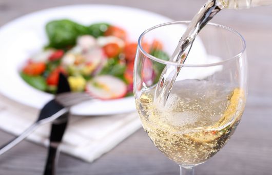Before-Dinner Drink Can Make You Eat More