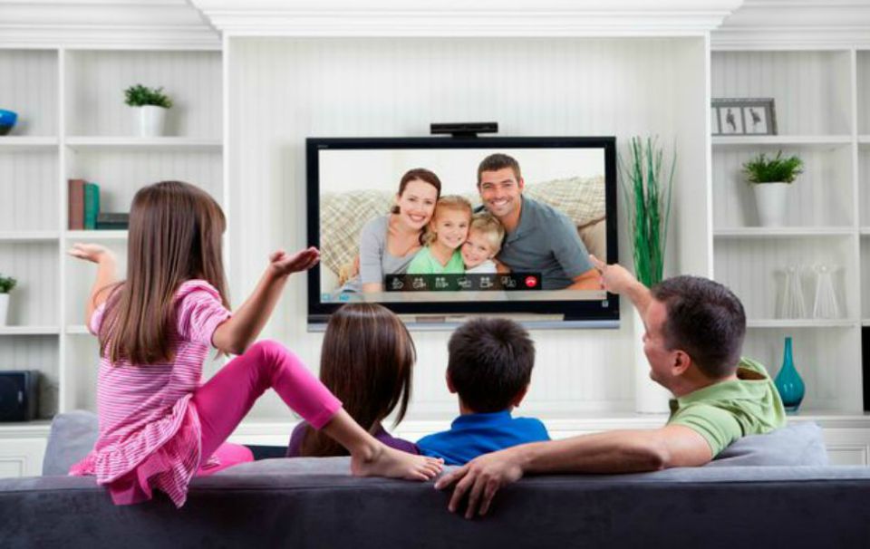 Watch tv with family
