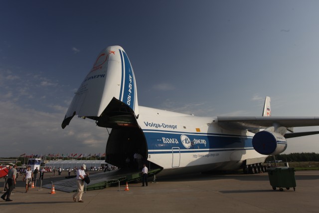 The massive Antonov An-124, always turning heads! Photo: Aviasalon JSC 