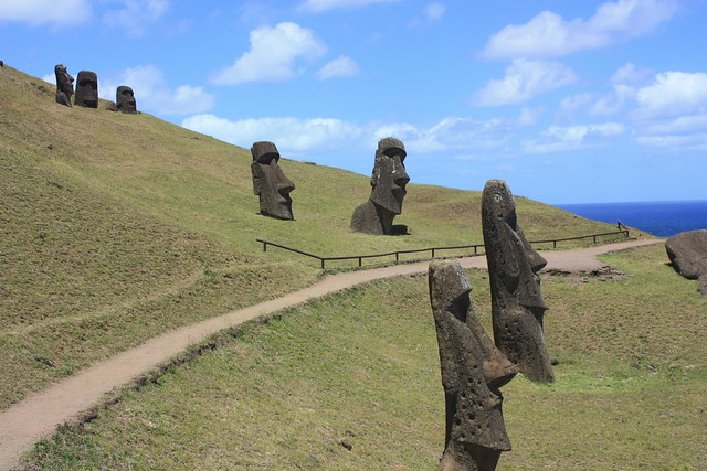 Easter Island, Rano Raraku, moais