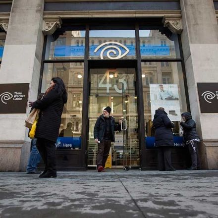 Charter Advisers Said to Contact Time Warner Cable for Talks