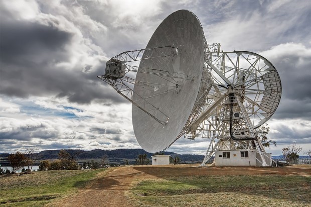 1024px-Mount_Pleasant_Radio_Telescope