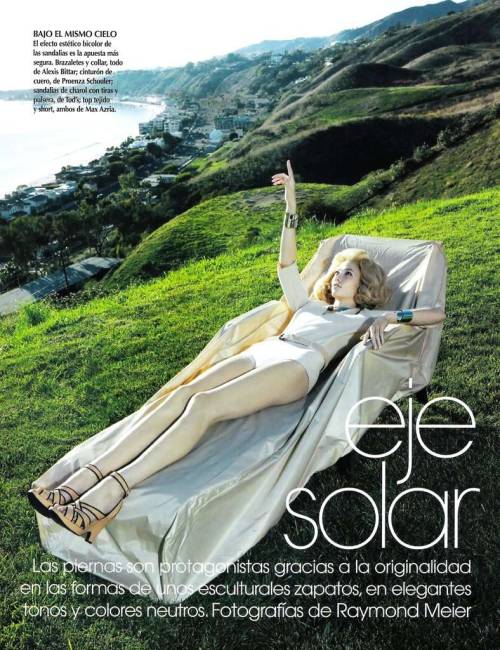 “Eje Solar” Vogue Latin America August 2009 featuring Karlie...