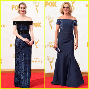 Sarah Paulson & Jessica Lange Bring 'Horror' to the Emmys!