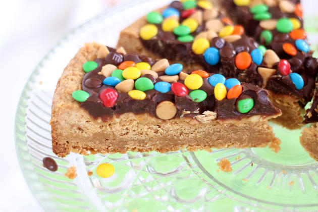 Chocolate Peanut Butter Cookie Pizza Photo