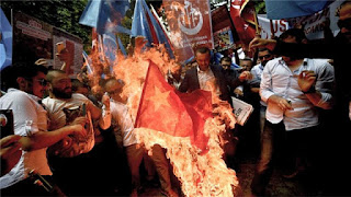 Protes anti-Cina meletus di Turki