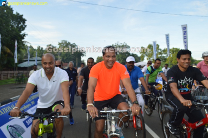 Dayasiri peddles 12 Km on push bicycle