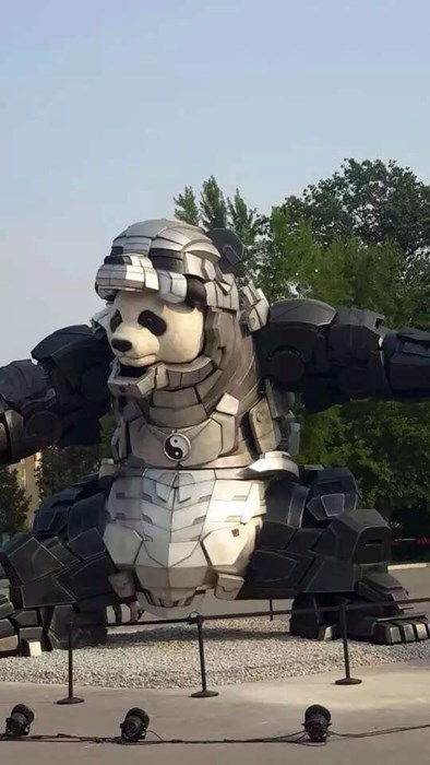 epic-win-pic-china-panda-armor-statue