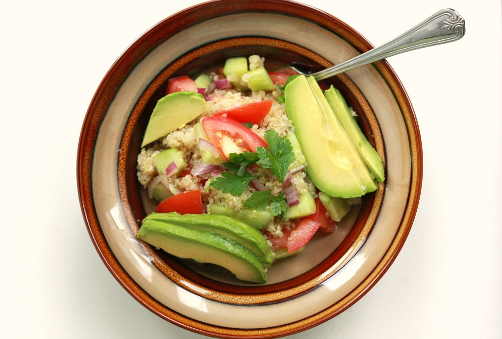 Summer Quinoa Salad (Vegan)