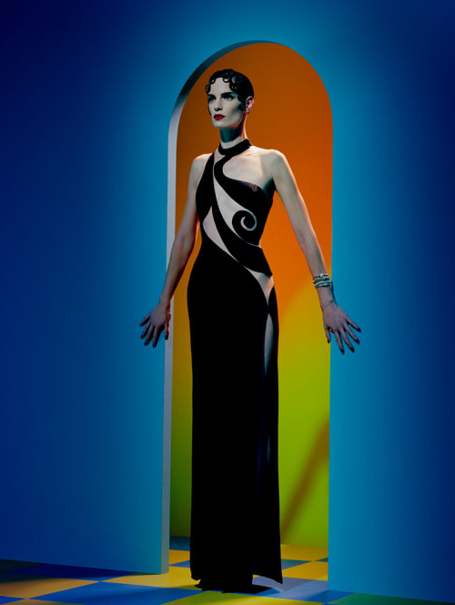 fashiondailymag: Iris Strubegger by Miles Aldridge for Vogue...