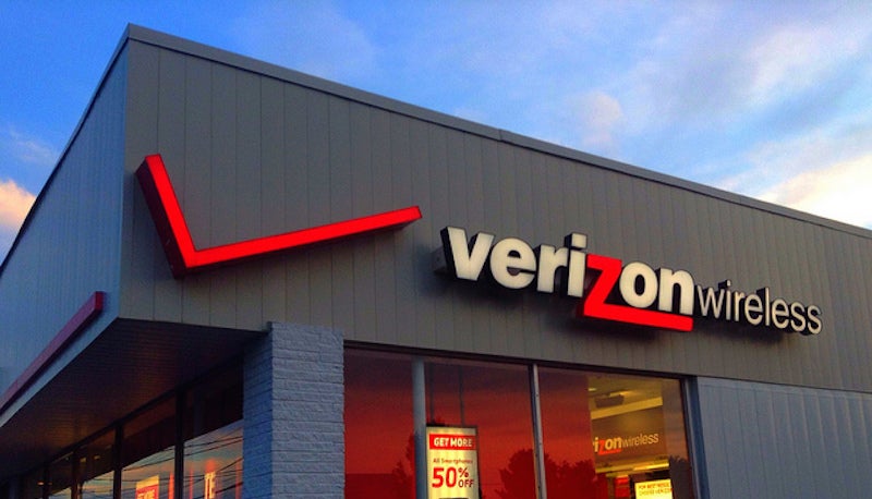 You Have Until The End of the Year to Find Out If Verizon and Sprint Owe You Money