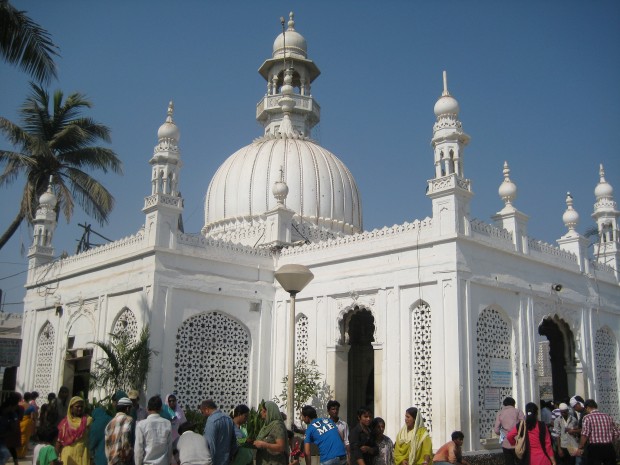Haji Ali tomb, Mumbai, India