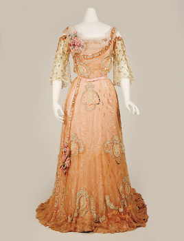 Ball gown c. 1900–1903