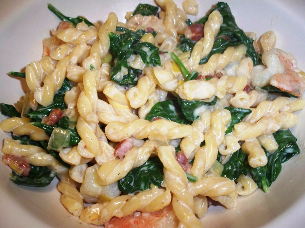 Copy of R7_Shrimp, Leek, and Spinach Pasta Recipe_b