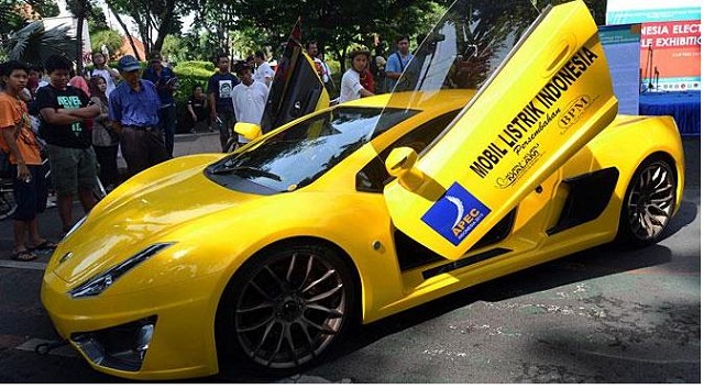 Di Negeri Sendiri Kurang Diperhatikan, Malaysia 'Gaet' Pakar Mobil Listrik Asal Indonesia