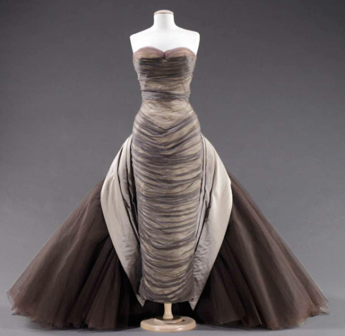 Charles James "Butterfly" ball gown, 1955